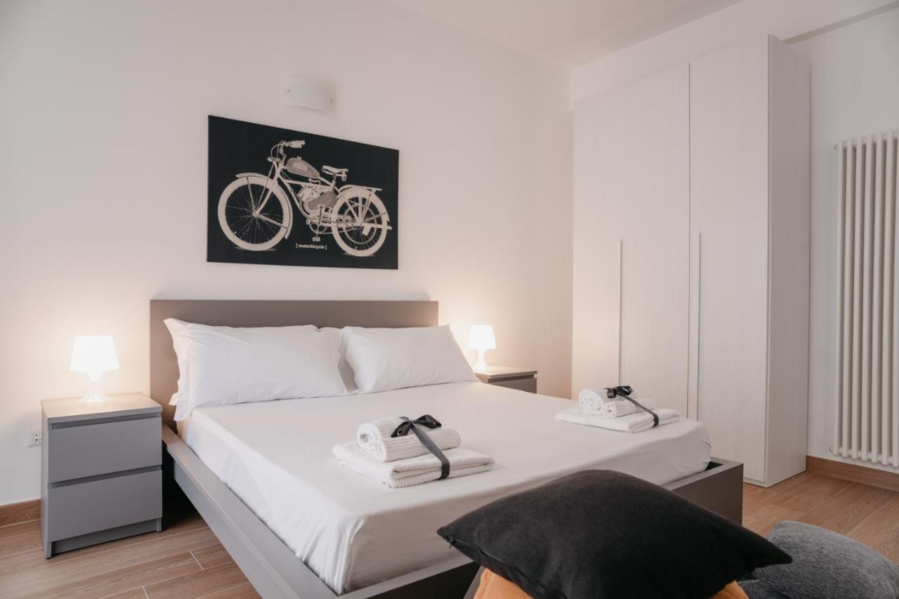 Appartement Brombeis Aurea By Casanapoletana - Town Center à Naples Extérieur photo