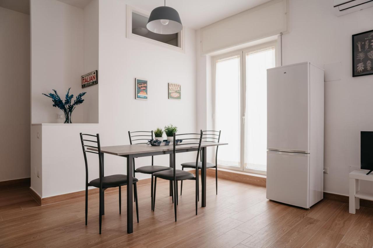 Appartement Brombeis Aurea By Casanapoletana - Town Center à Naples Extérieur photo